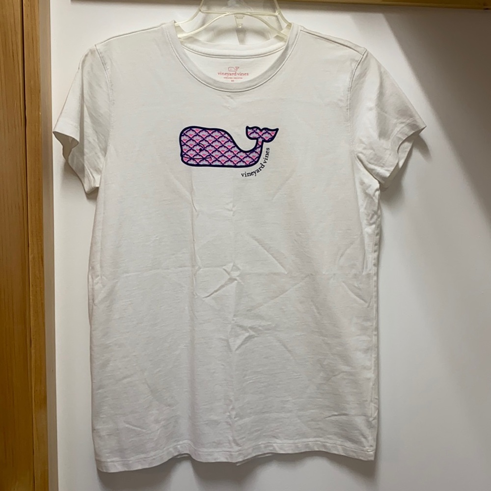 Vineyard vines youth tee